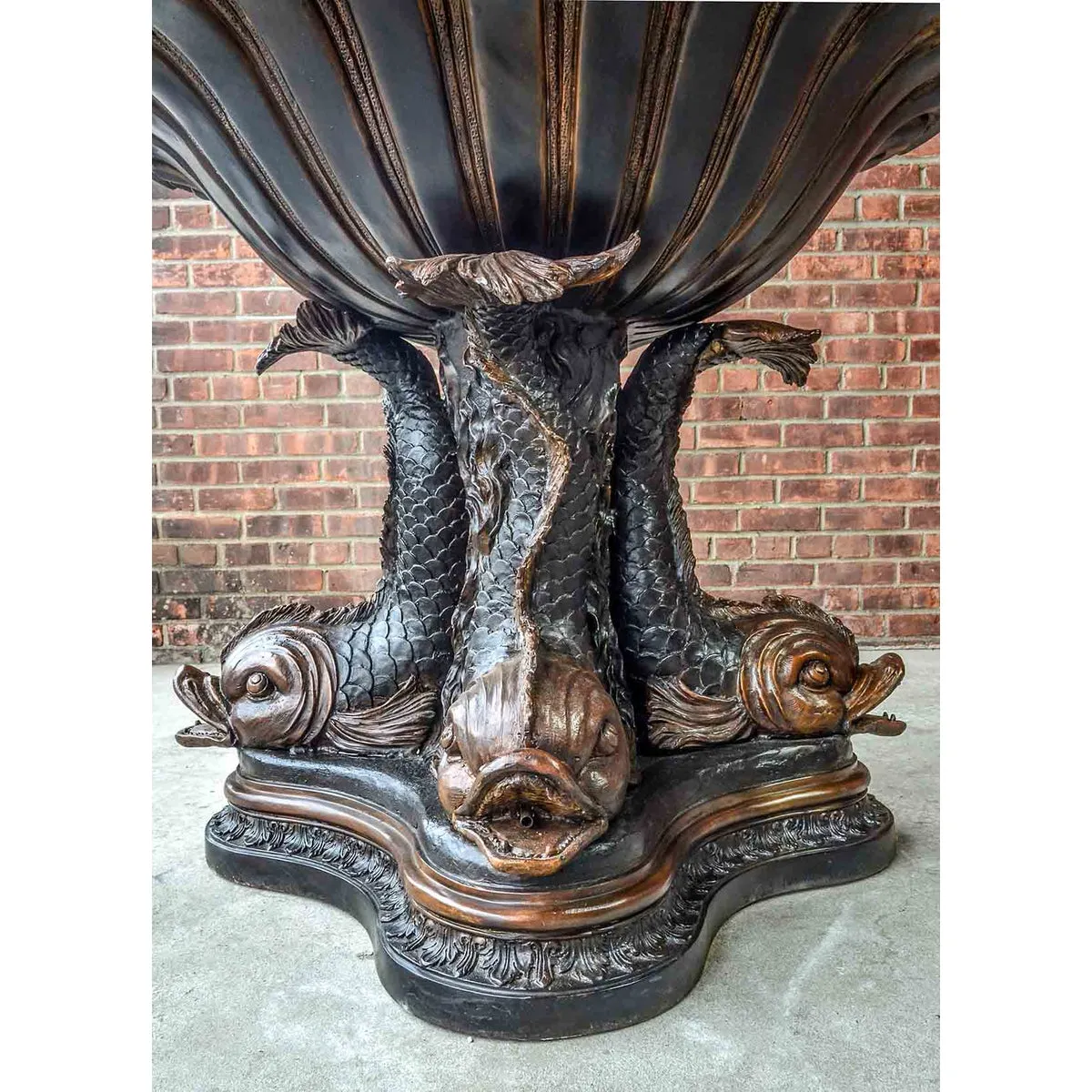 Cherub Wall Fountain with Lion Head